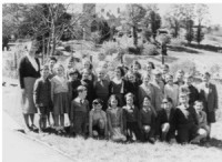 Class Photo 1966 Nancy Hammond (nee Herbert) Headteacher